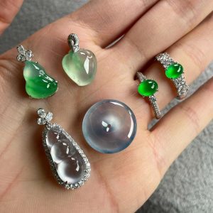 翡翠玉佛公观音葫芦如意福瓜四季豆路路通男女款天然A冰种翡翠吊坠｜多样性发货