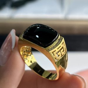 天然墨翠18K金镶嵌 马鞍玉戒指吊坠 冰种绿蛋面 寓意平安吉祥 男女通用